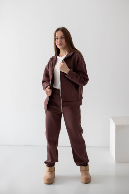 Костюм жіночий